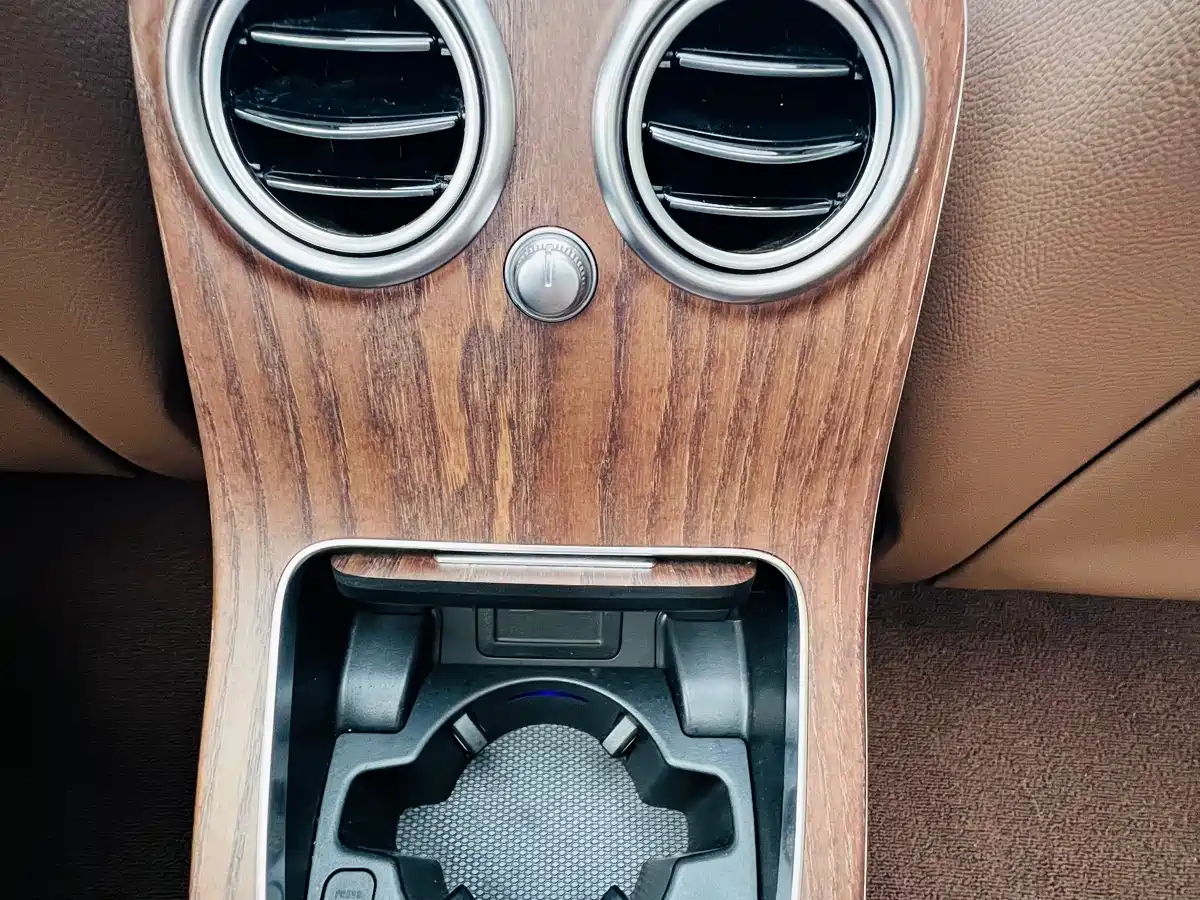 Mercedes-Benz E-Class 2022 E 300 L Luxury фото 11