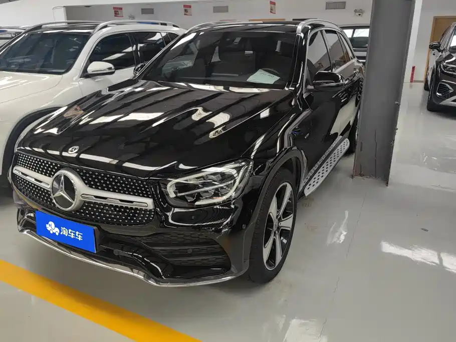 Фото 1 - Mercedes-Benz GLC
