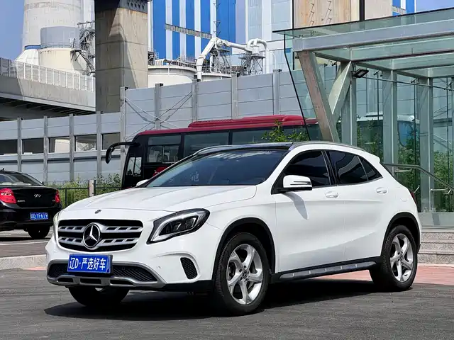 Mercedes-Benz GLA 2019