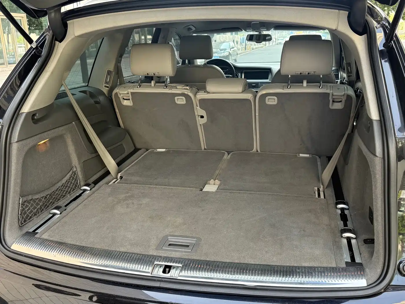 Фото 13 - Audi Q7