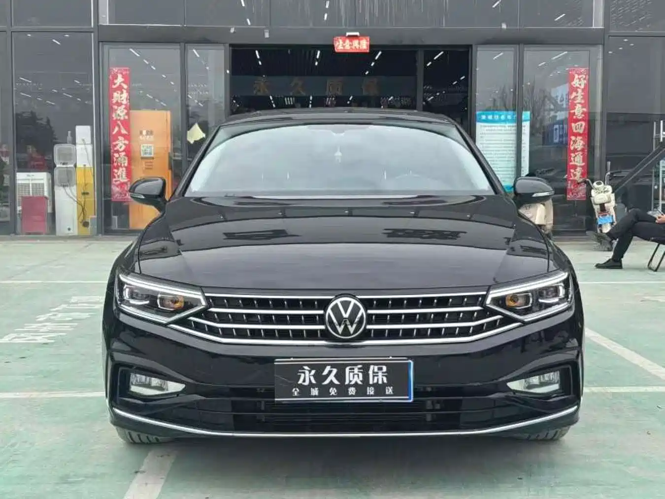 Volkswagen Magotan 2023 2 Million Units Anniversary Edition 330TSI DSG Leading Type фото 3