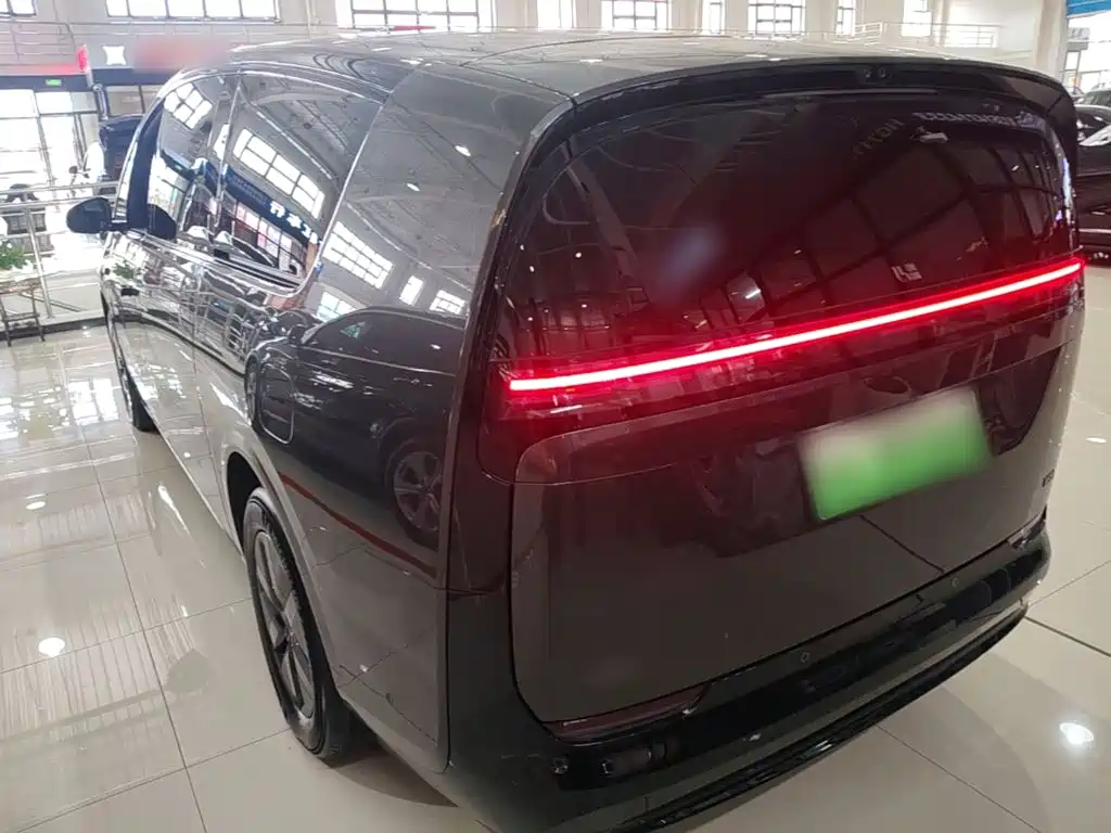 Li Auto MEGA 2024 2024 Ultra