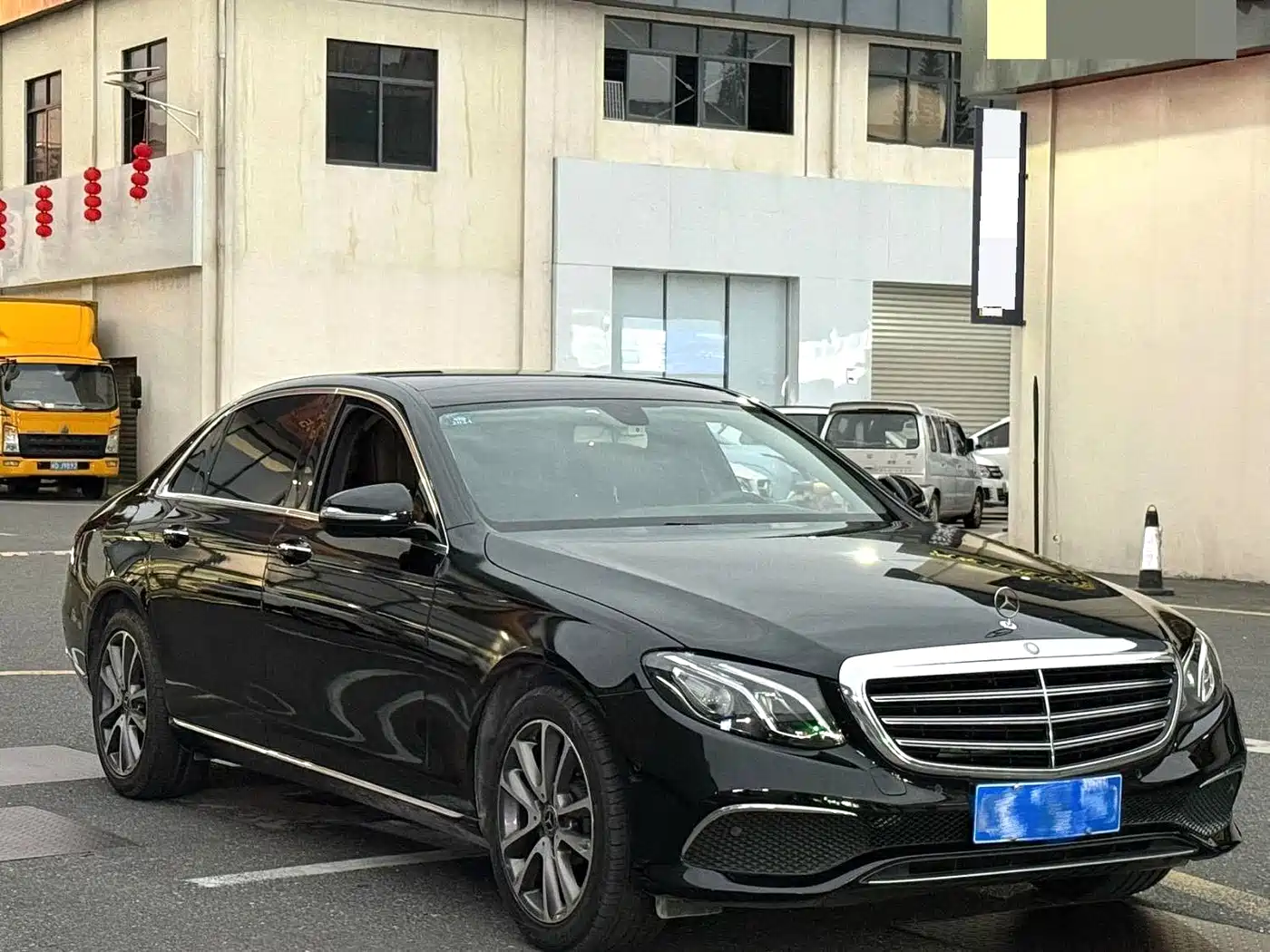 Mercedes-Benz E-Class 2018 Facelift E 200 L фото 3