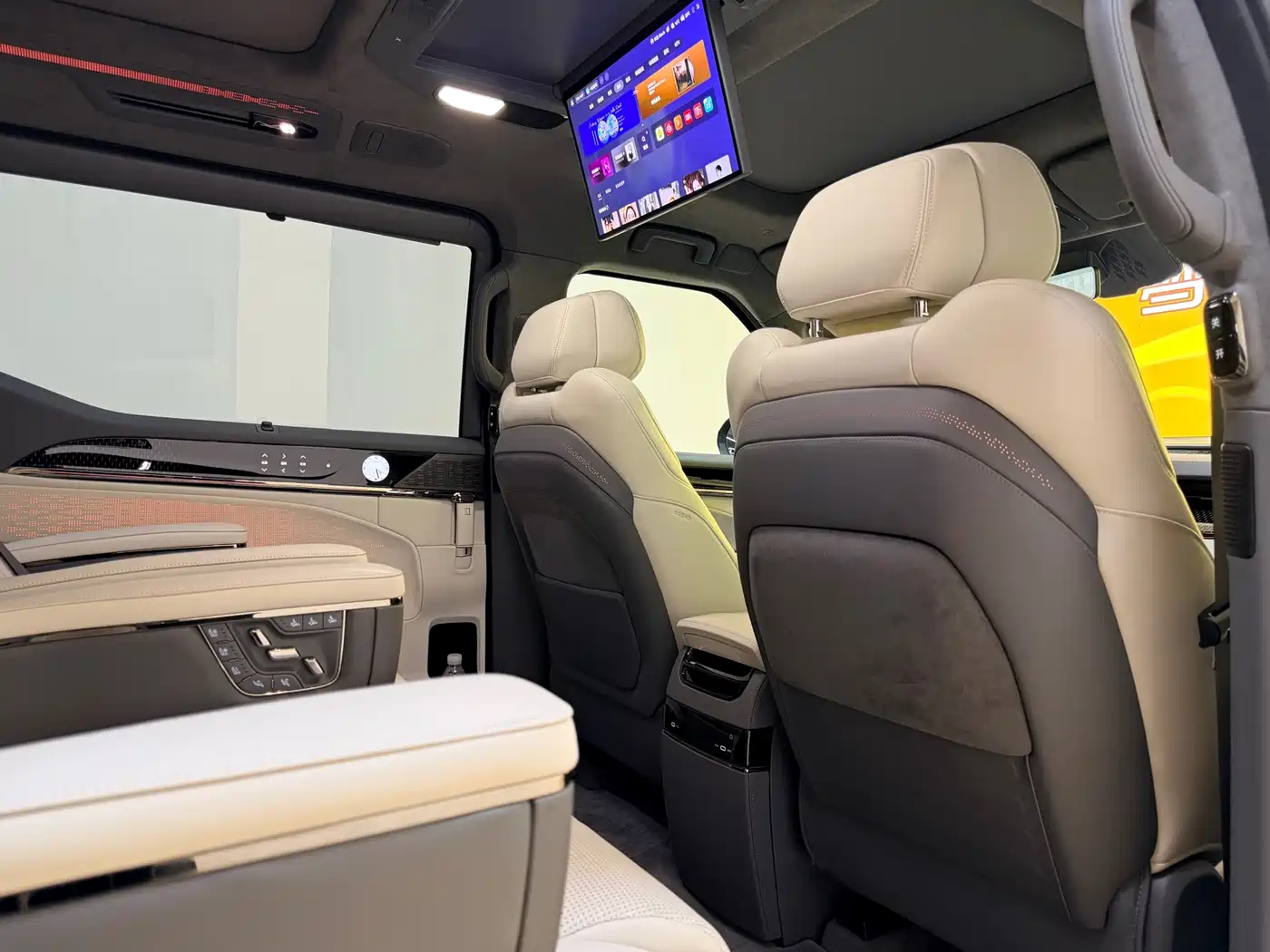 ZEEKR EXTREME KRYPTON 009