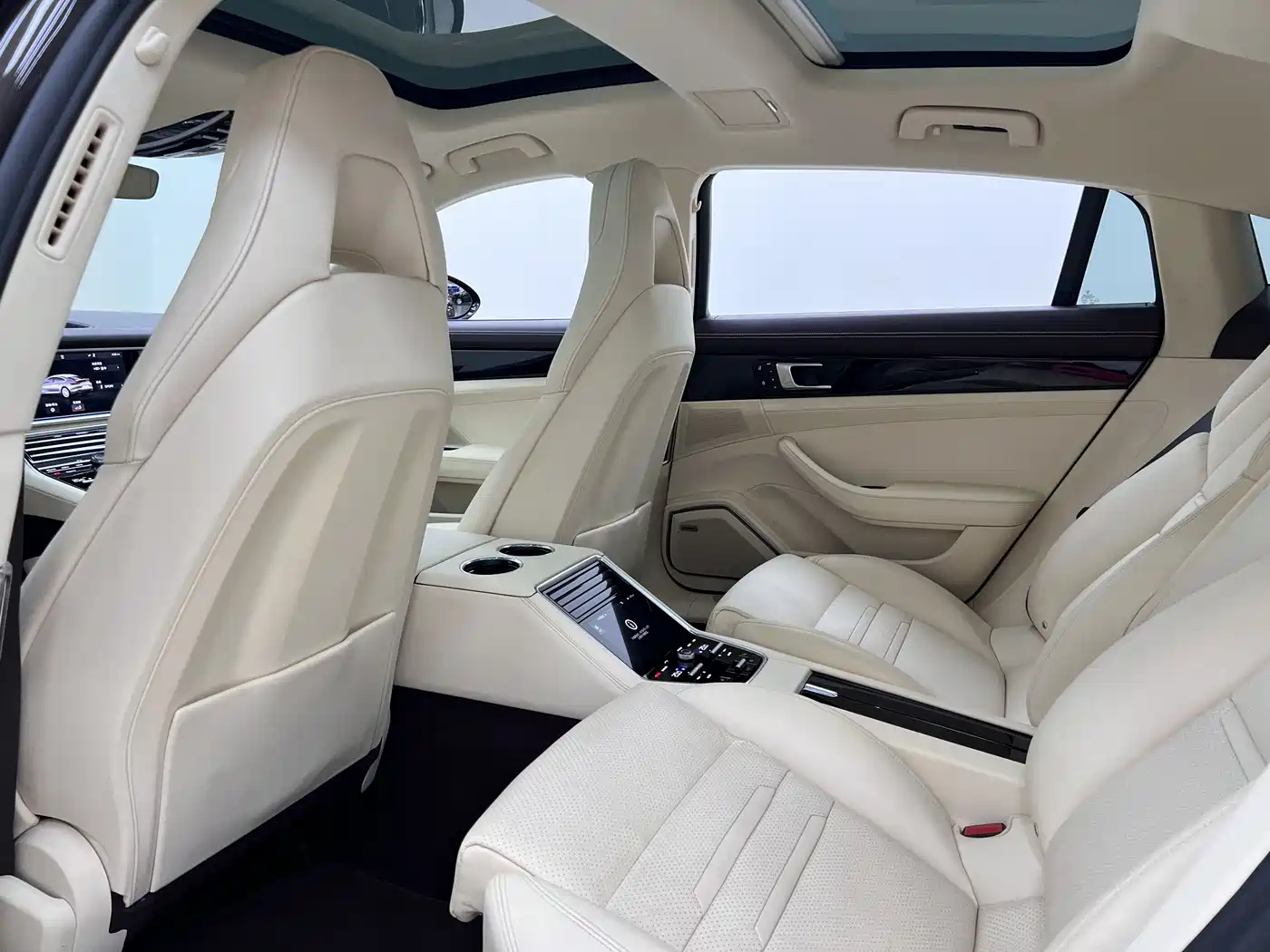 Porsche Panamera 2019 Panamera Executive Long Wheelbase 2.9T фото 29