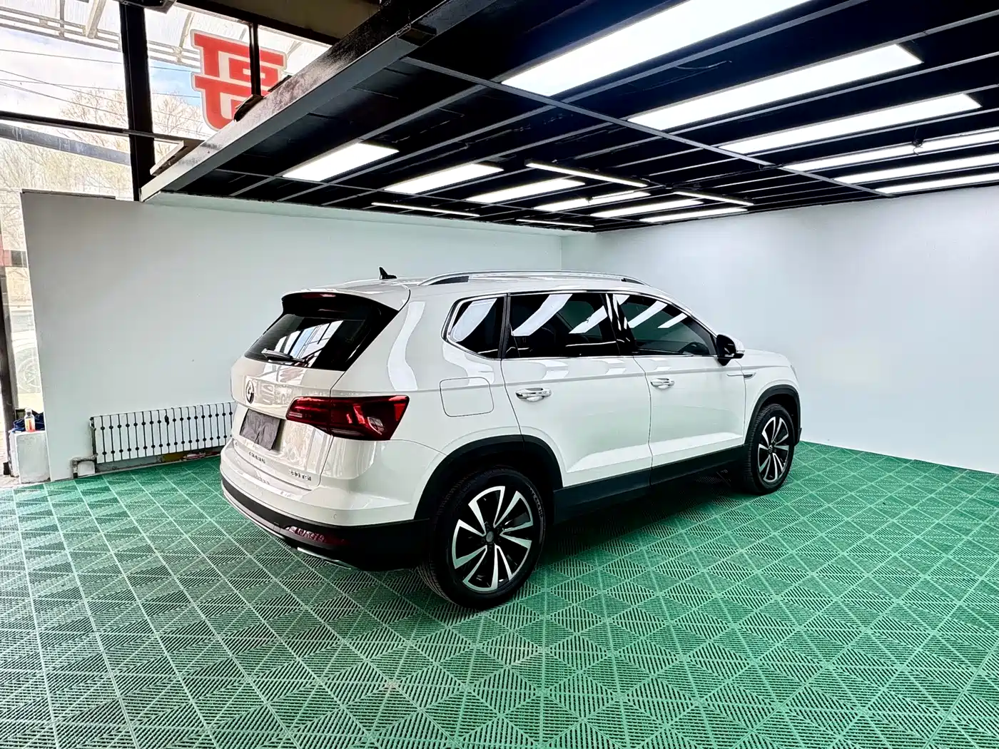 Volkswagen Tharu 2022 280TSI FWD Luxury Edition фото 6