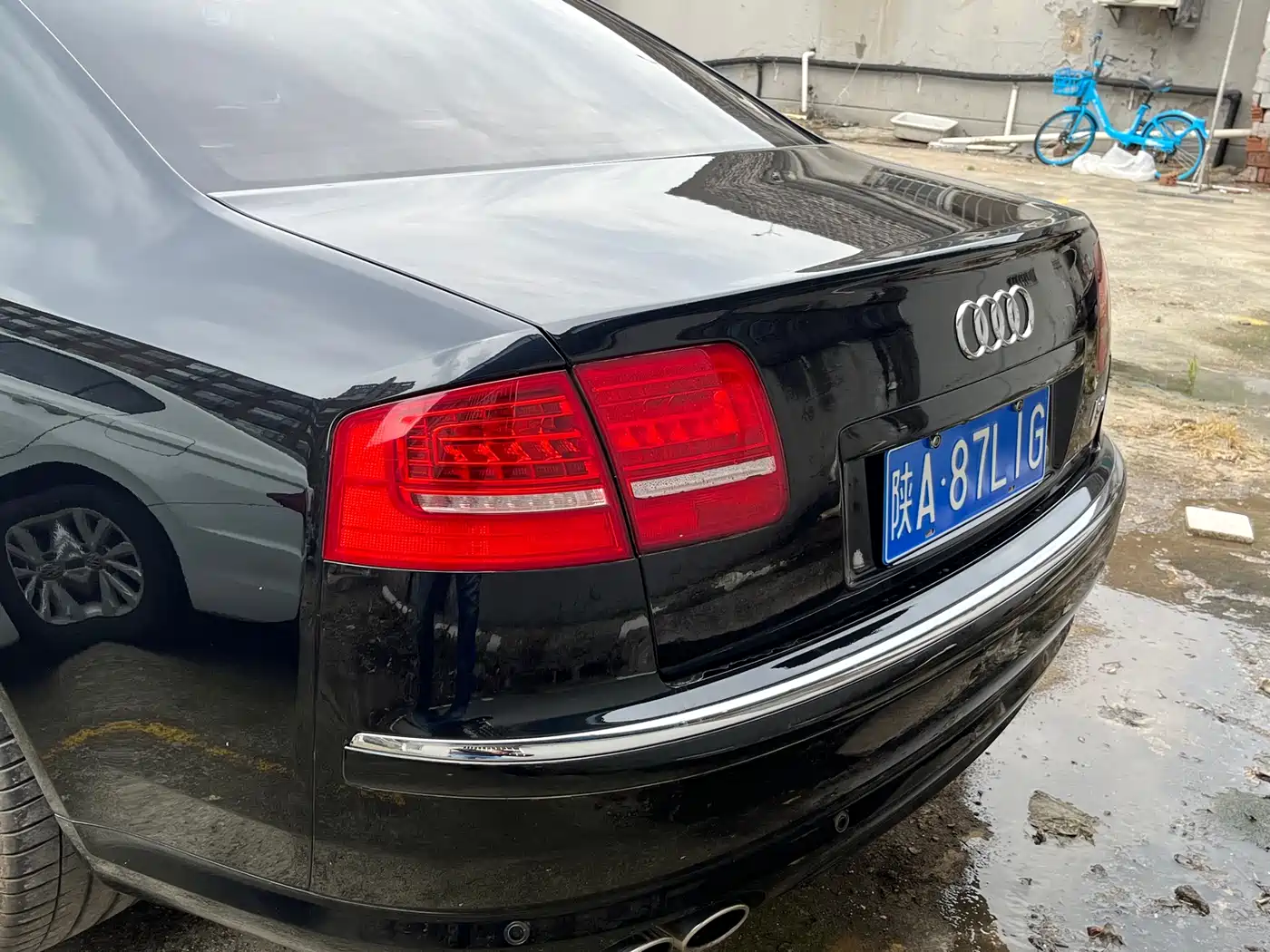 Audi S8 2008 Model S8 5.2FSI quattro фото 2