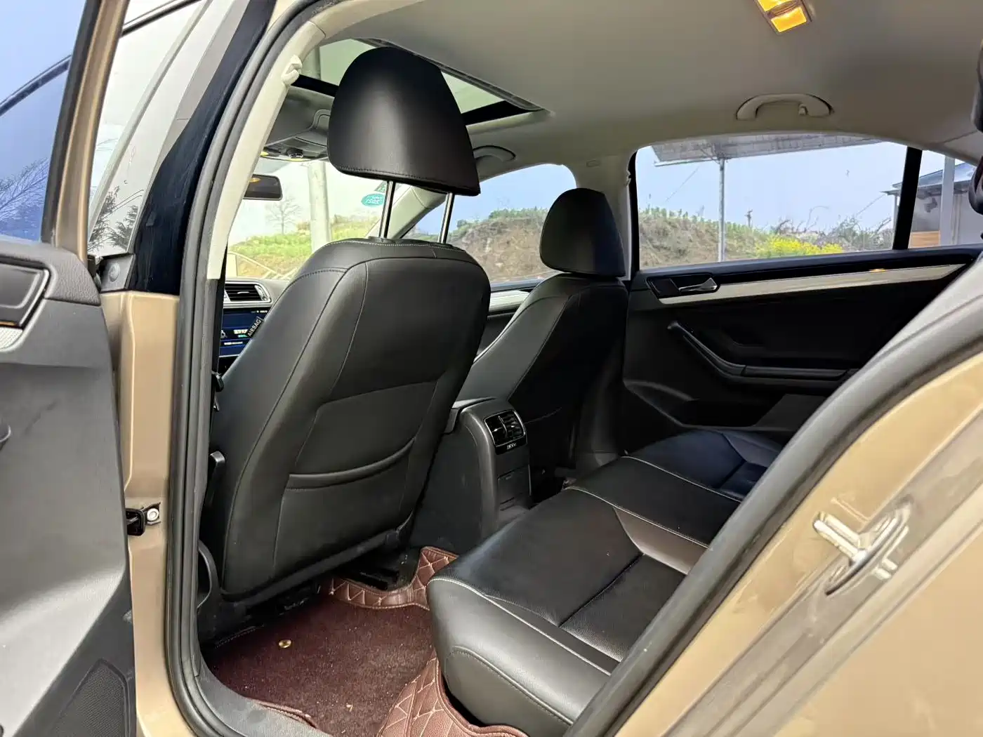 Volkswagen Sagitar 2017 230TSI Automatic Comfort фото 5