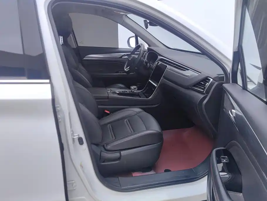 GAC Trumpchi Trumpchi GS4 PLUS 2022 2021 270T Automatic Starlight Edition