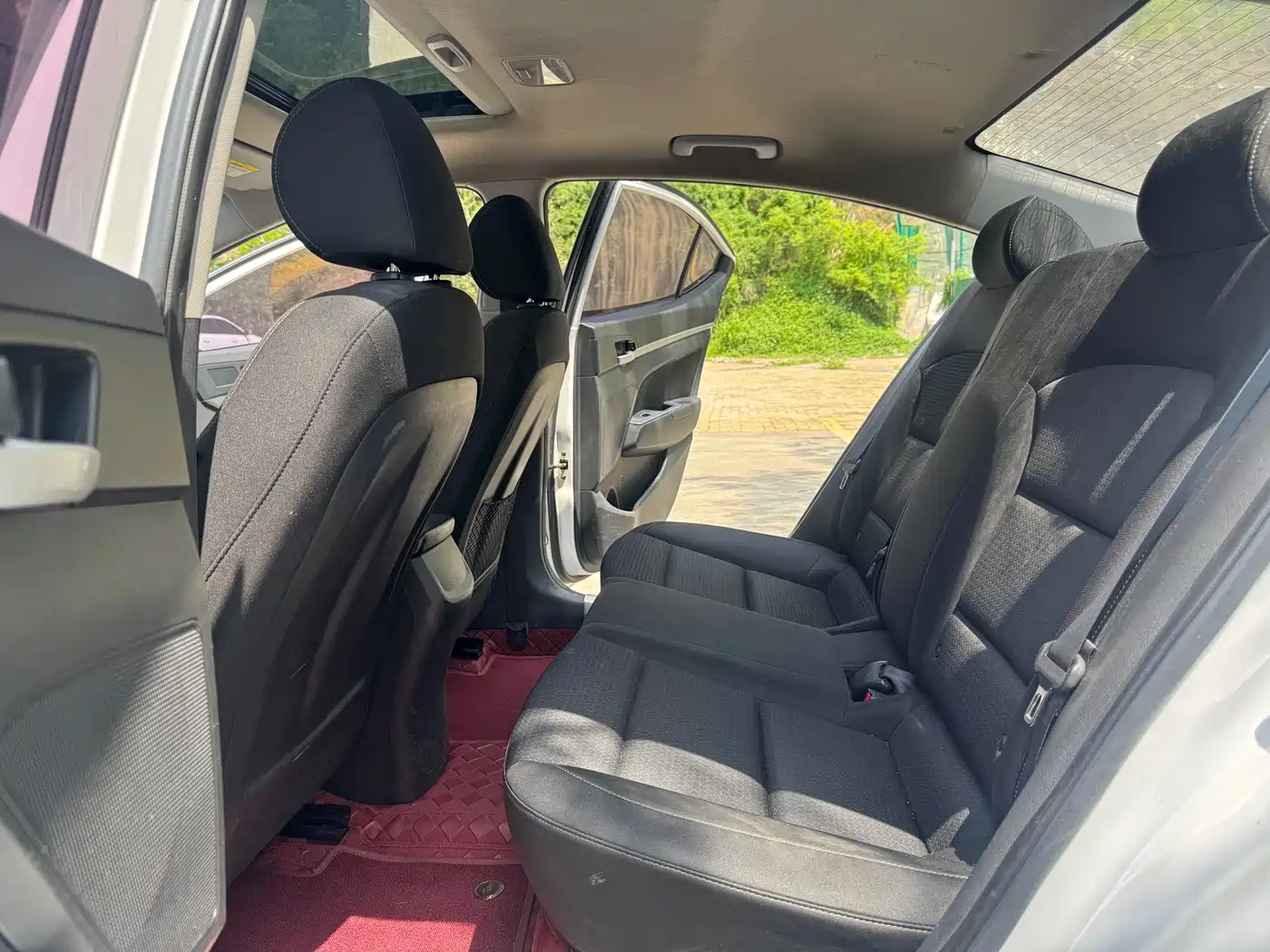 Hyundai Elantra 2016 Model 1.6L Automatic Smart Elite фото 12