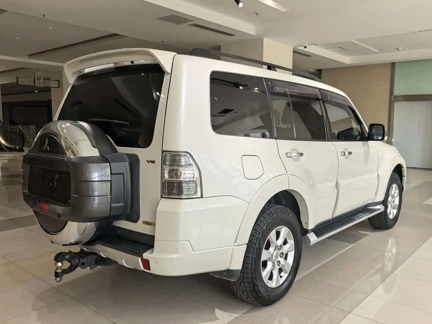 Mitsubishi Pajero (Import) 2015 3.0L Automatic Elite Premium Edition China V фото 15