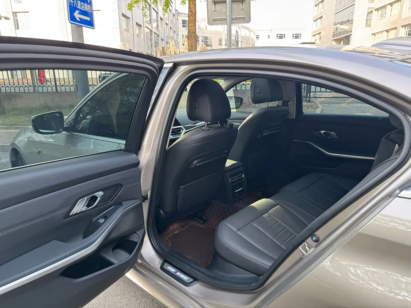 BMW 3 Series 2020 320Li M Sport Package фото 22