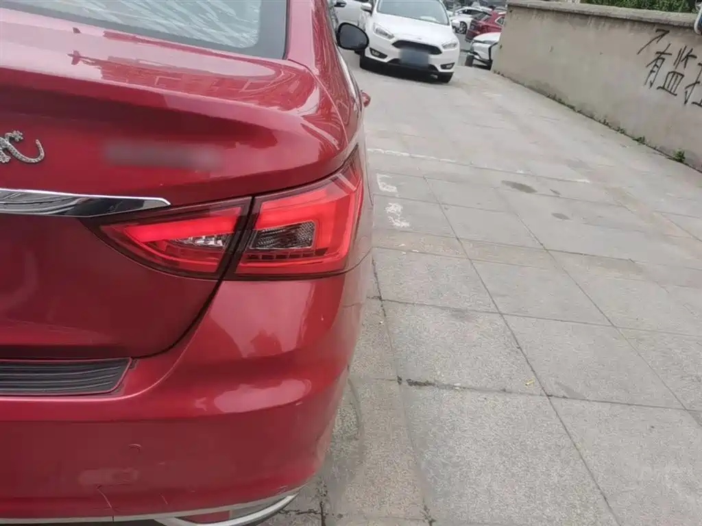Фото 8 - Chery Arrizo 5