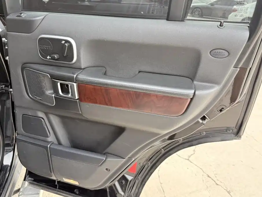 Land Rover Range Rover 2011 2011 5.0 SC V8