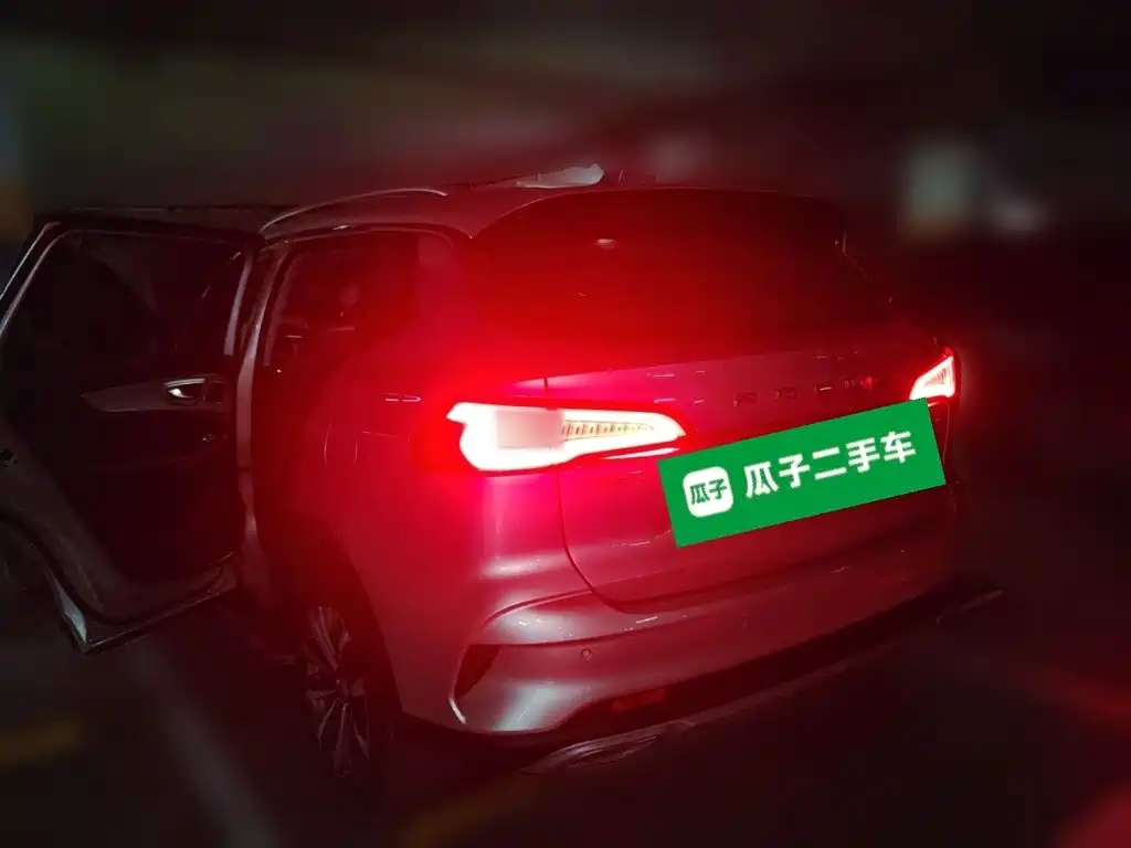 Фото 4 - Roewe RX5 MAX