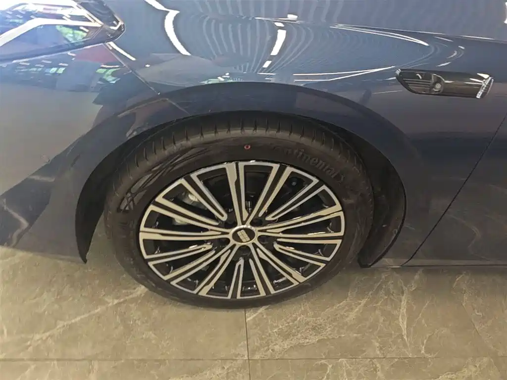 Geely Galaxy Galaxy A7 2025 EM-i фото 23