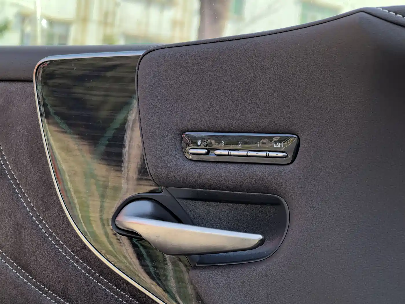 Lexus LS 2020 500h Excellence (China V) фото 20