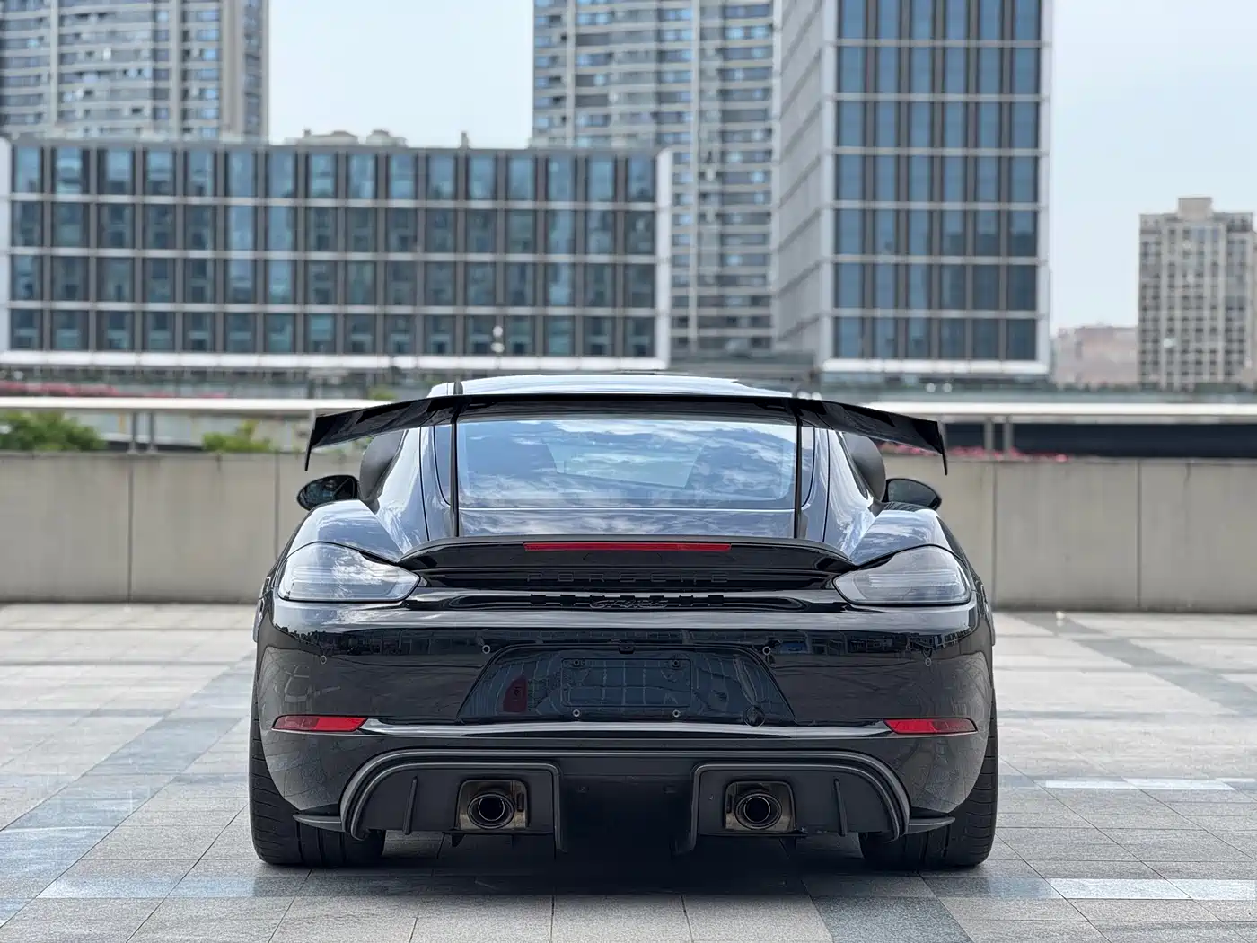 PORSCHE 718
