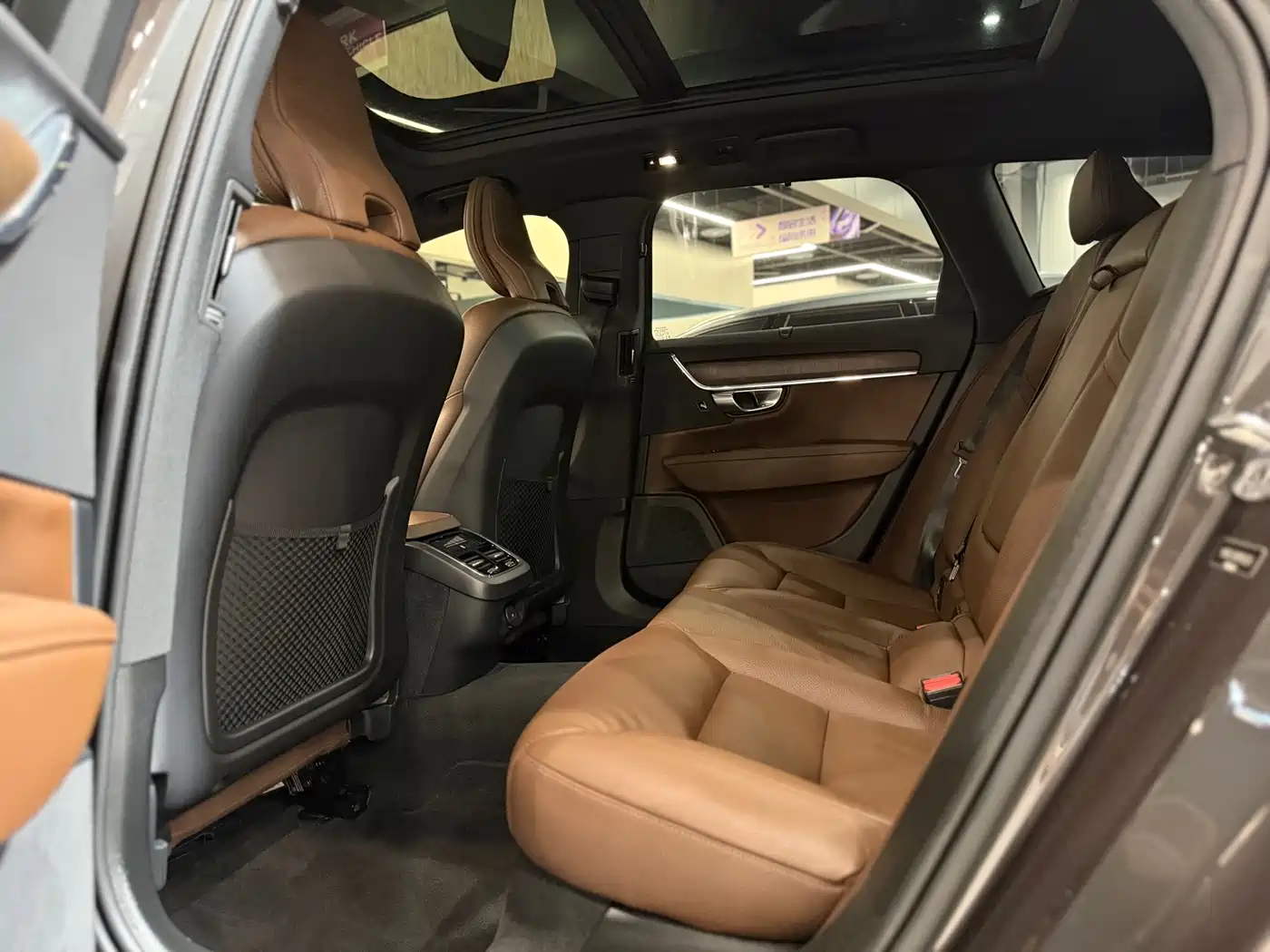 Volvo V90 2024 2024 Cross Country B5 AWD Wisdom Edition