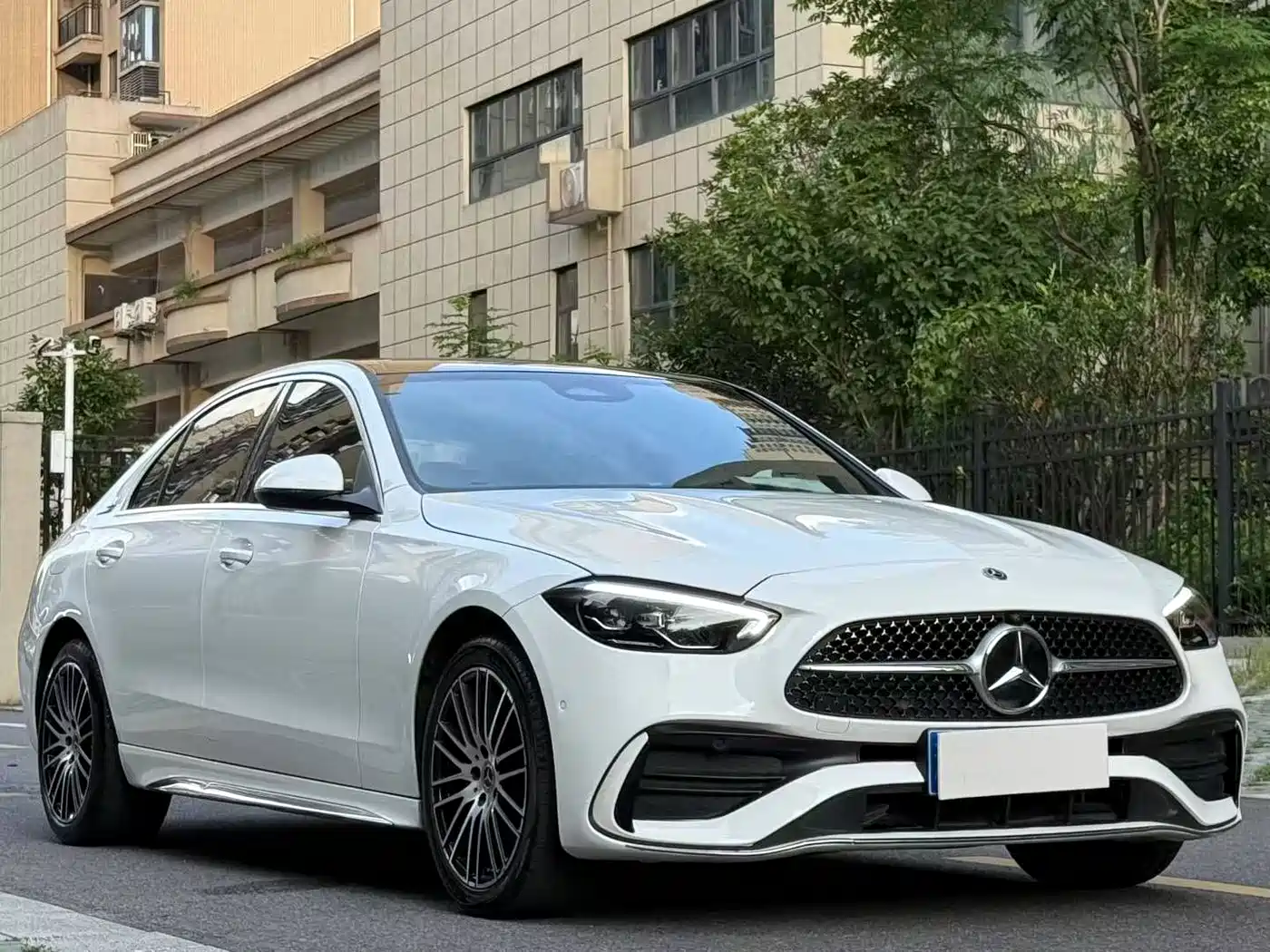 Mercedes-Benz C-Class 2022 C 260 L Sport Edition фото 3