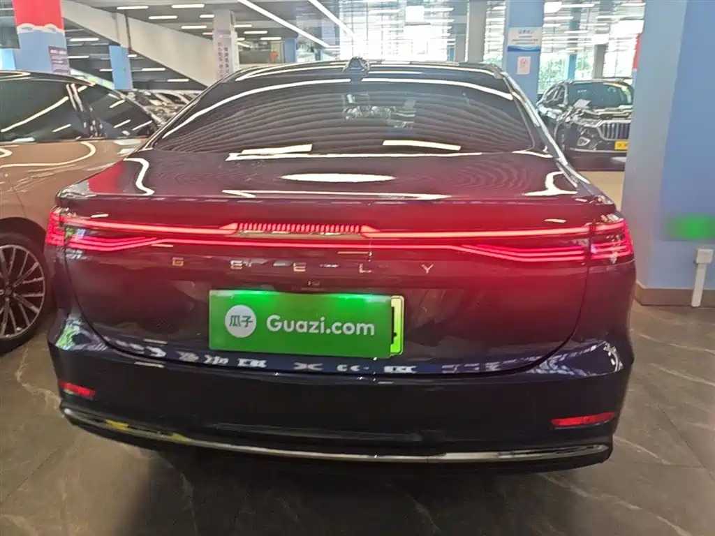 Geely Galaxy Galaxy A7 2025 EM-i фото 6