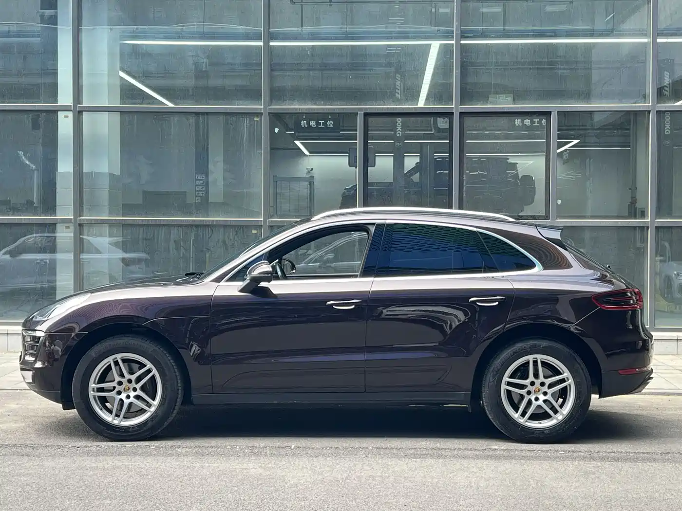 Porsche Macan 2017 Macan 2.0T фото 5