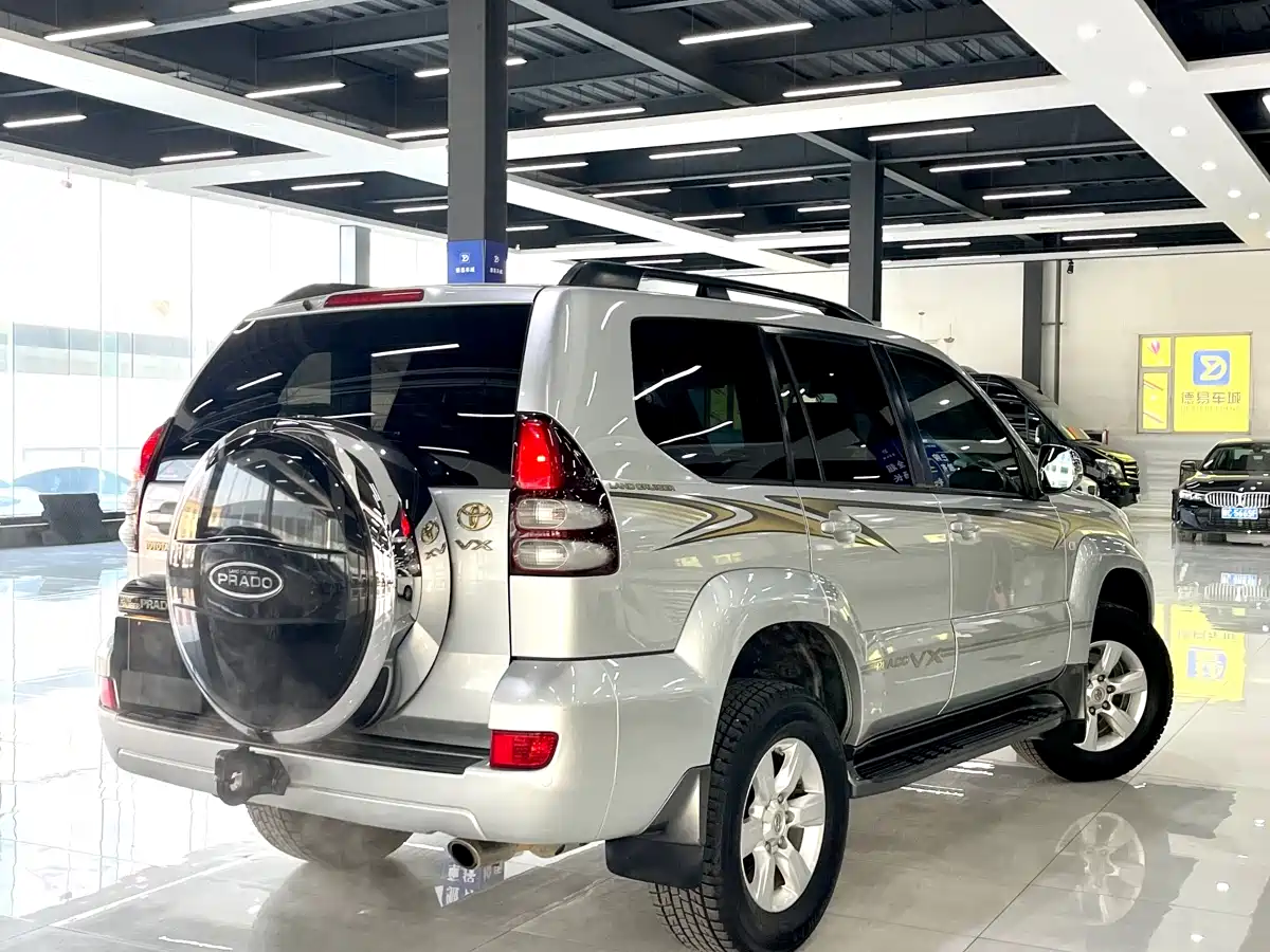 Toyota Prado 2006 4.0L Automatic VX NAVI Edition фото 9