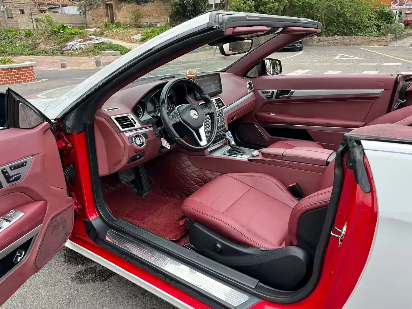 Mercedes-Benz E-Class (Import) 2011 E 260 CGI Convertible фото 5