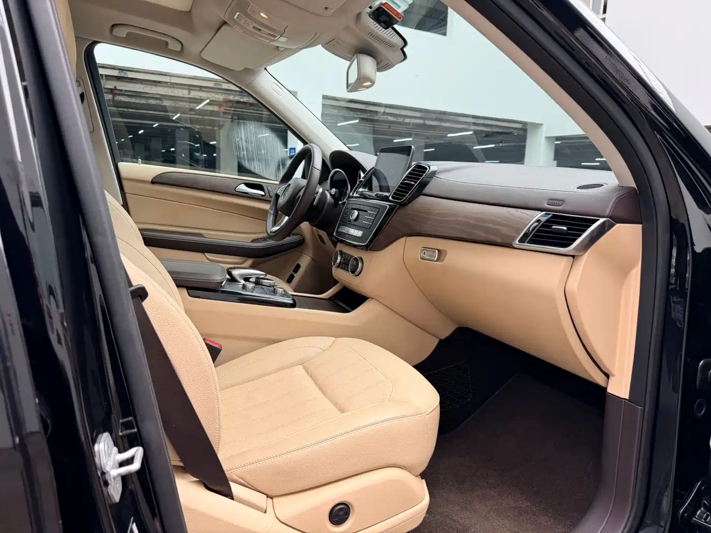 Mercedes-Benz GLS 2016 GLS 400 4MATIC Dynamic фото 7
