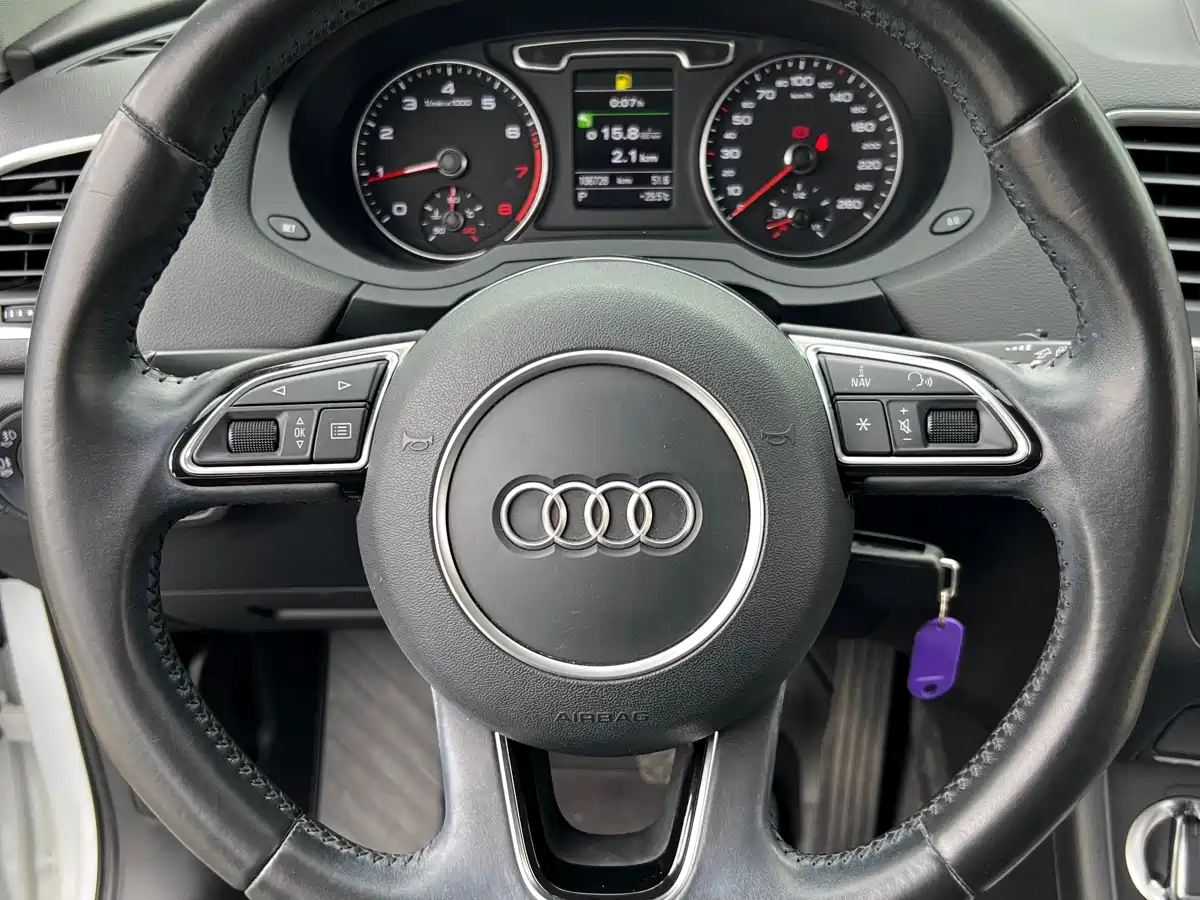 Audi Q3 2015 35 TFSI Comfort фото 9