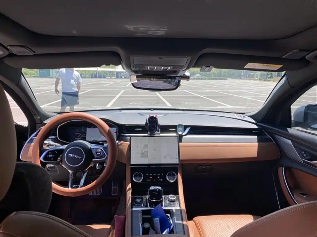 JAGUAR XFL