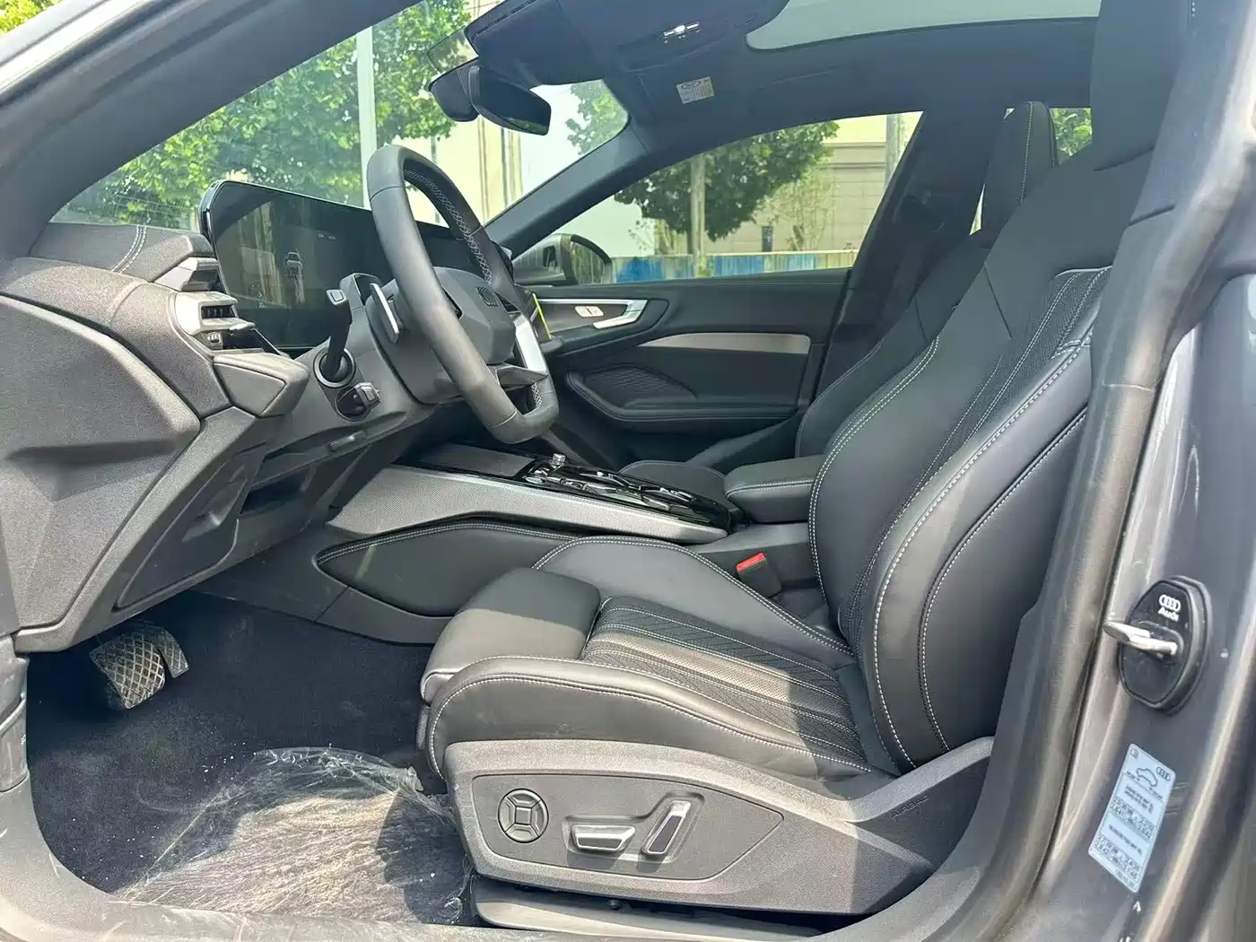 Audi A5L Sportback 2025 Model 2.0T Luxury фото 4