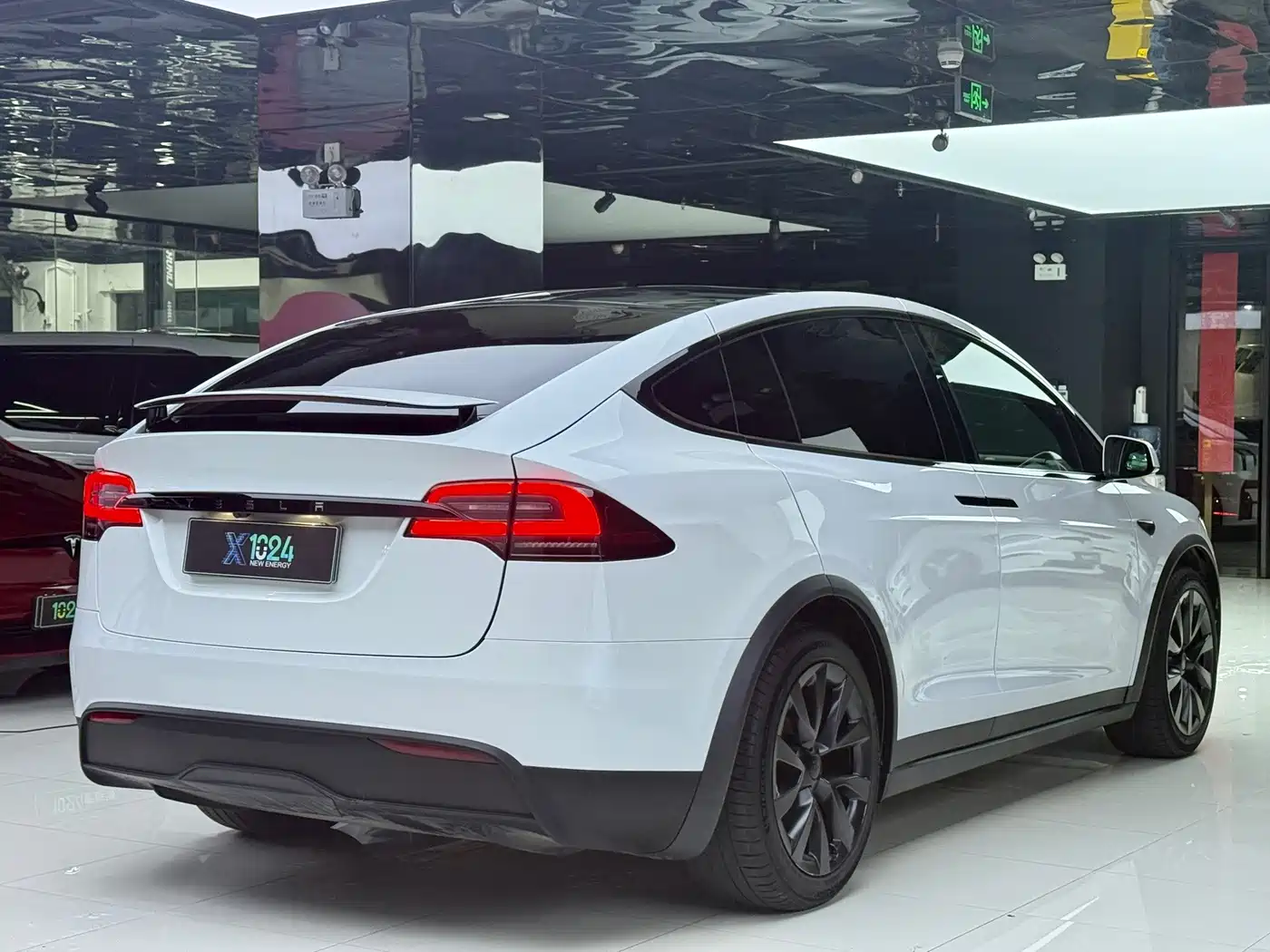Tesla Model X 2023 2023 Dual Motor All-Wheel Drive Edition