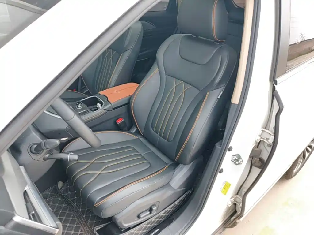 Besturn Bestune T77 2024 2023 1.5T Automatic Luxury