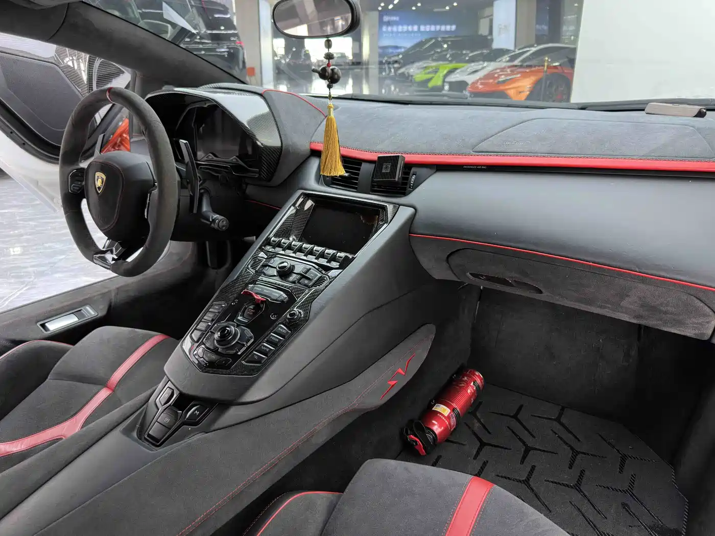 Lamborghini Aventador 2012 2011 LP 700-4