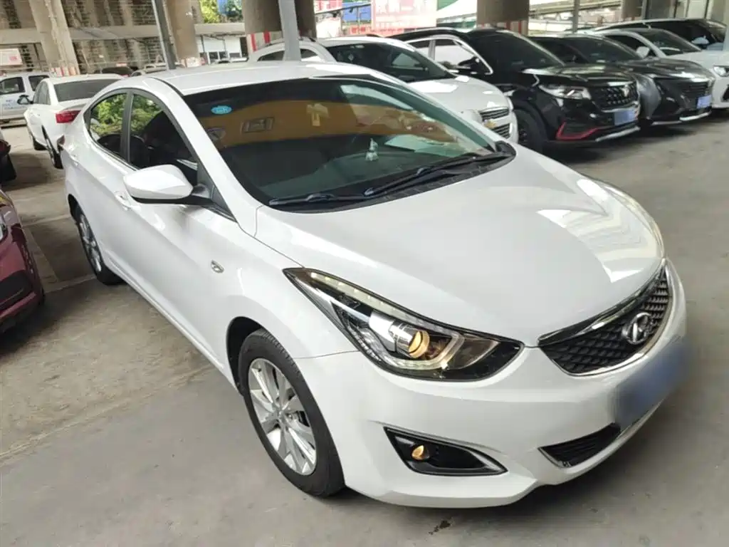 Hyundai Langdong 2016 1.6L Automatic Smart Edition фото 4