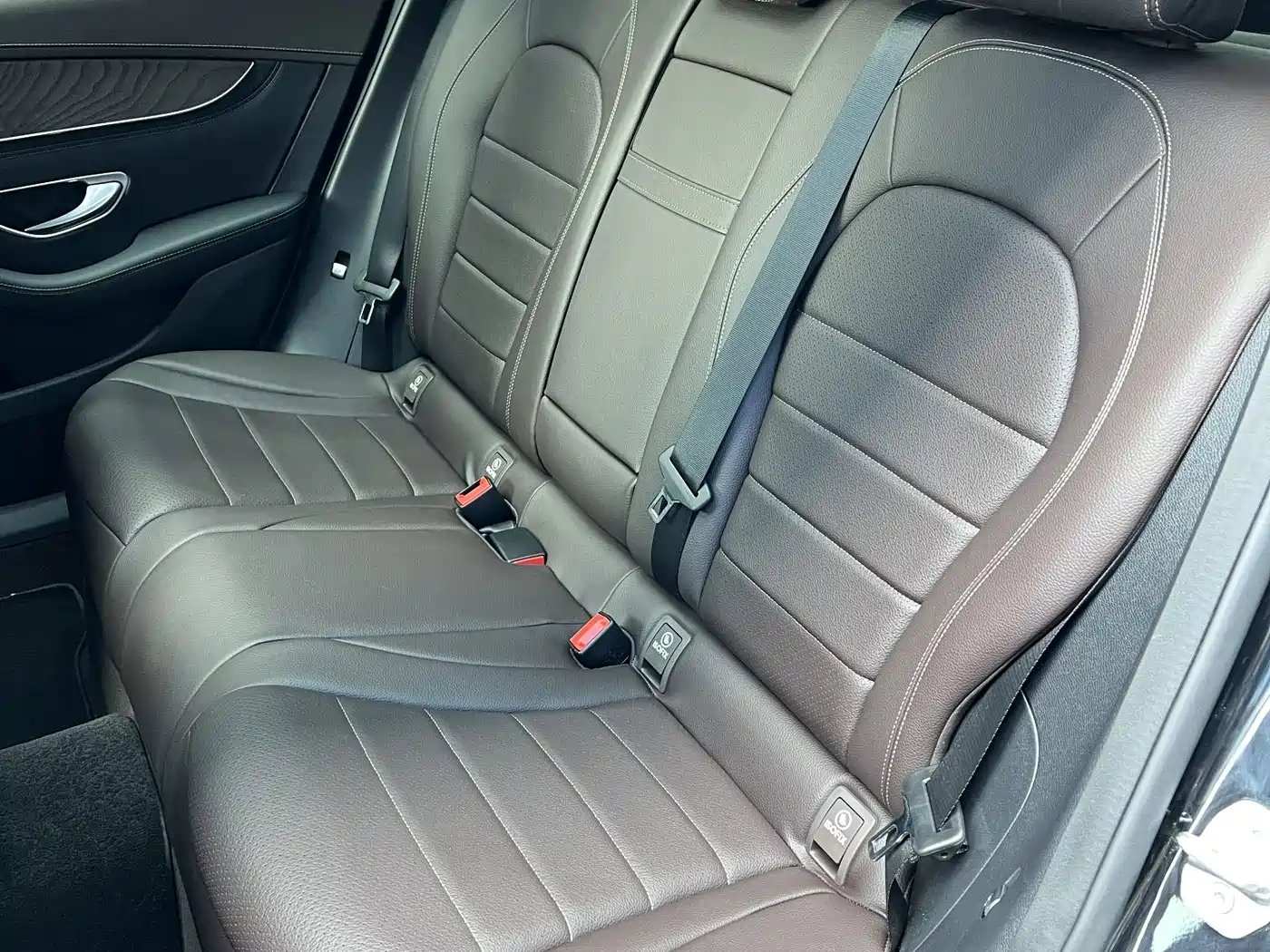 Mercedes-Benz GLC 2018 GLC 300 4MATIC Dynamic фото 6