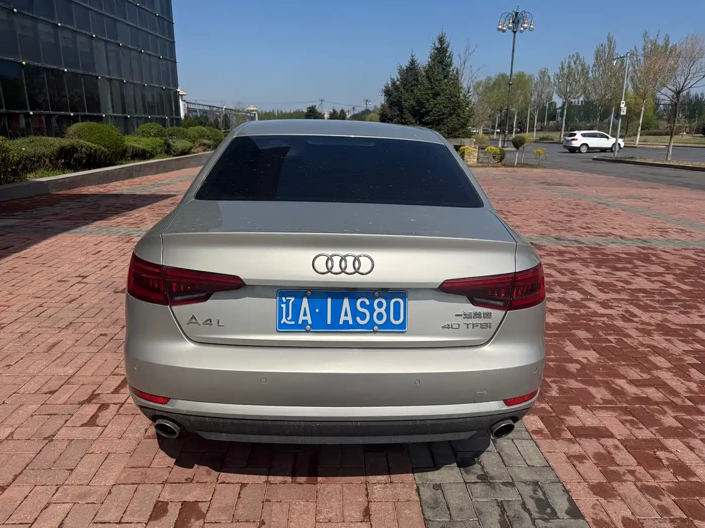 Audi A4L 2017 40 TFSI Progressive фото 6