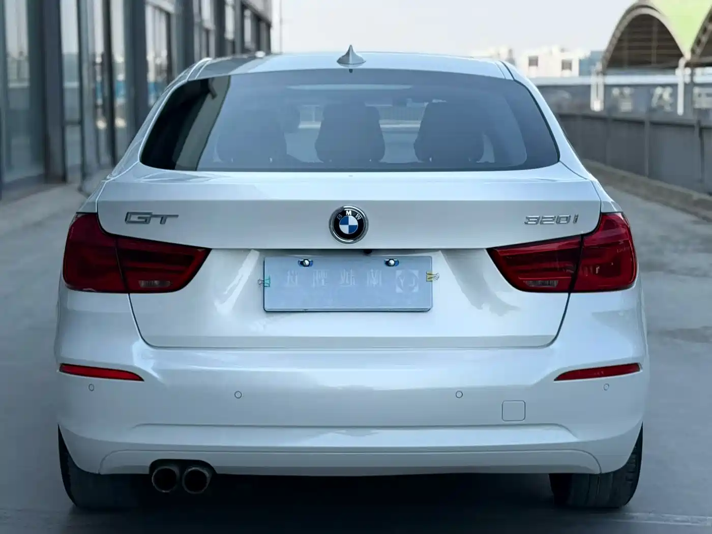 BMW 3 Series GT 2017 320i Fashion фото 5