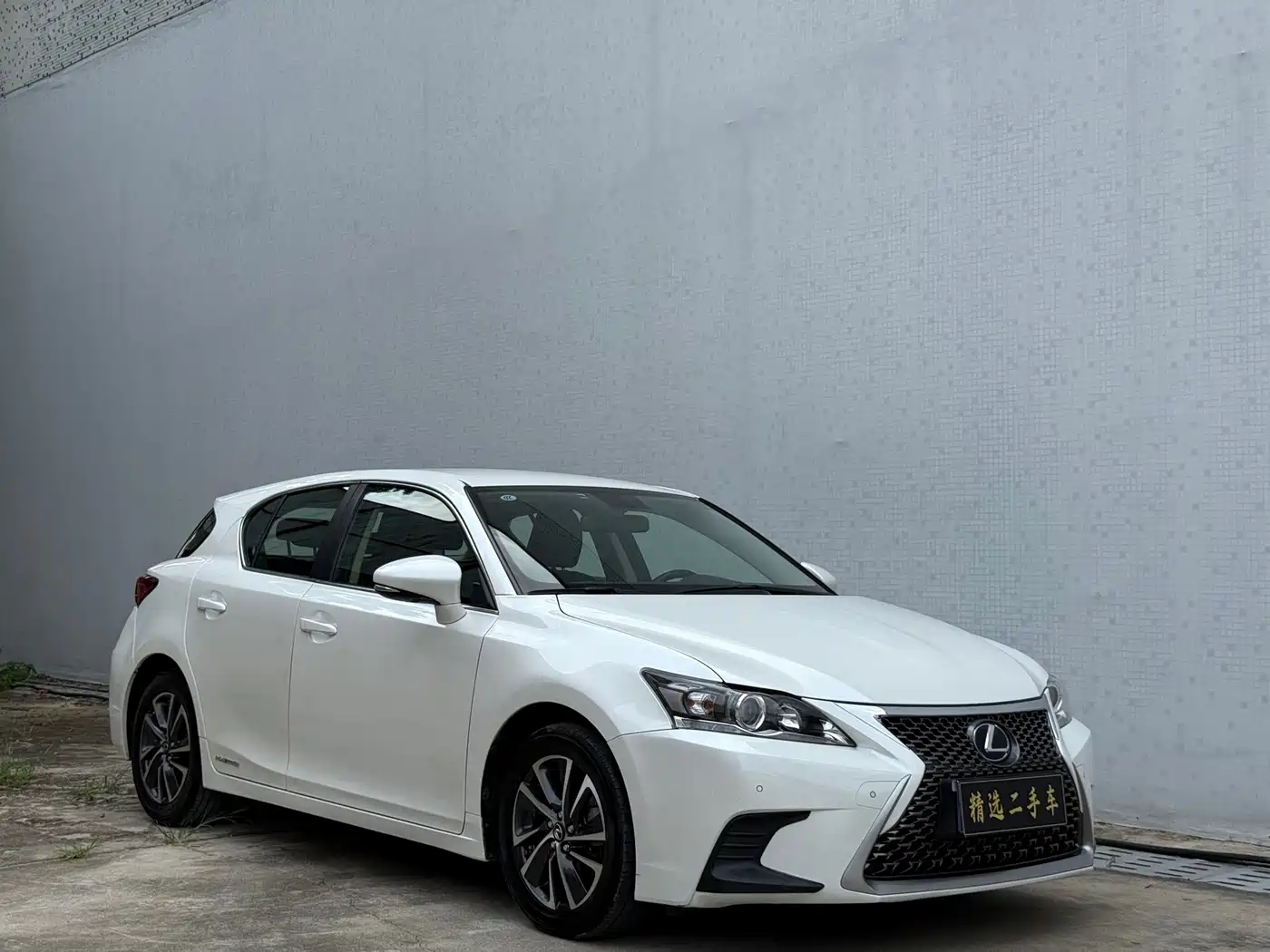 Lexus CT 2018 2017 CT200h Elite Edition Monochrome China V