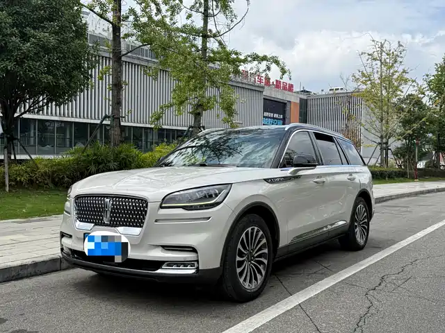Lincoln Aviator 2021