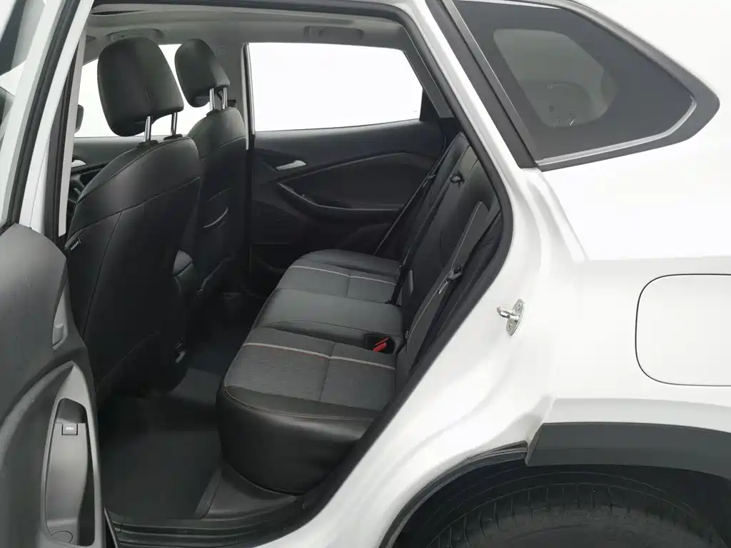 Chevrolet Trax 2020 2019 Redline 335T CVT Extreme Edition (China VI)