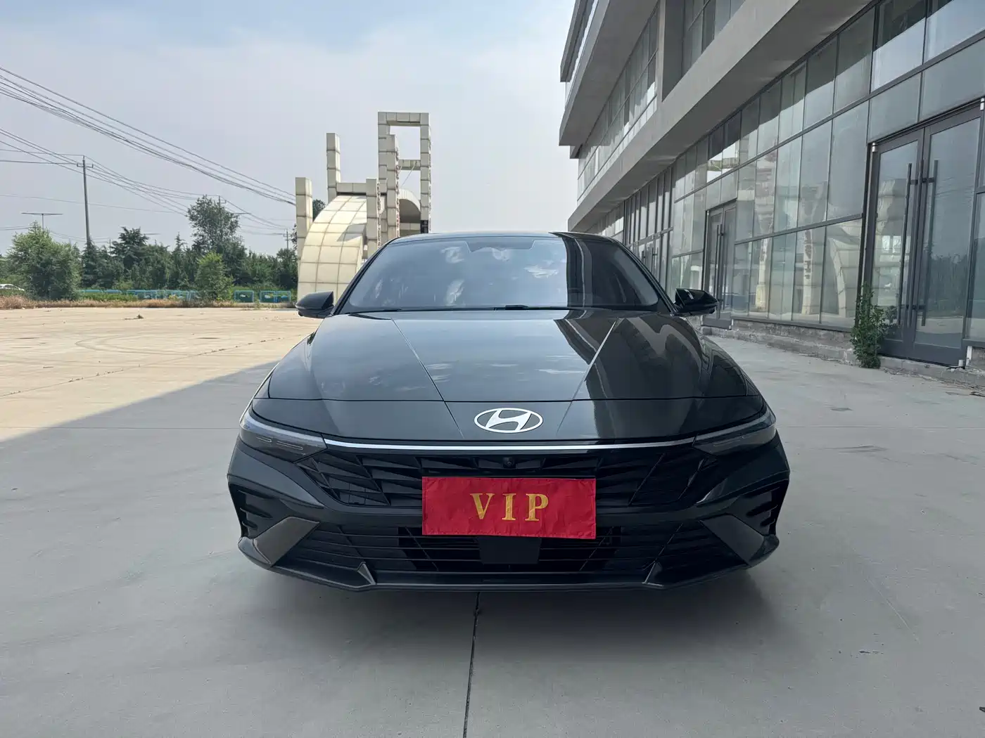 Hyundai Elantra 2023 1.5L CVT TOP Flagship Edition фото 3