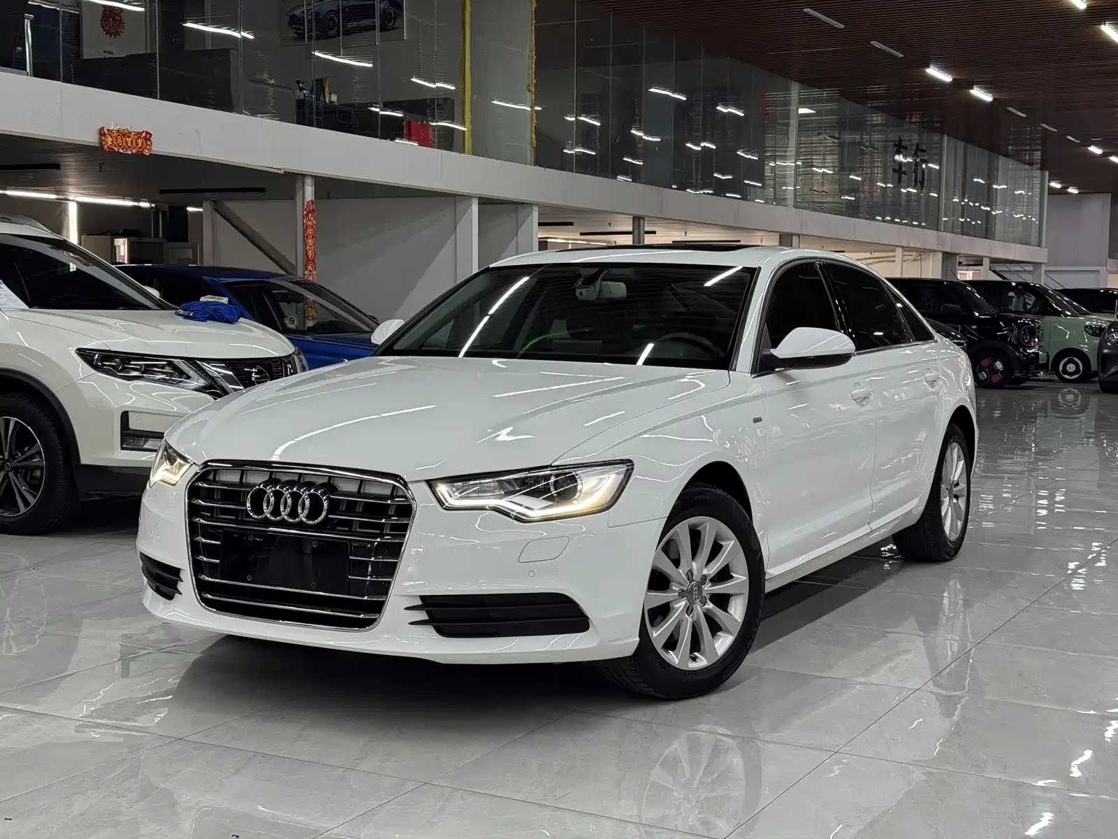 Фото 1 - Audi A6L