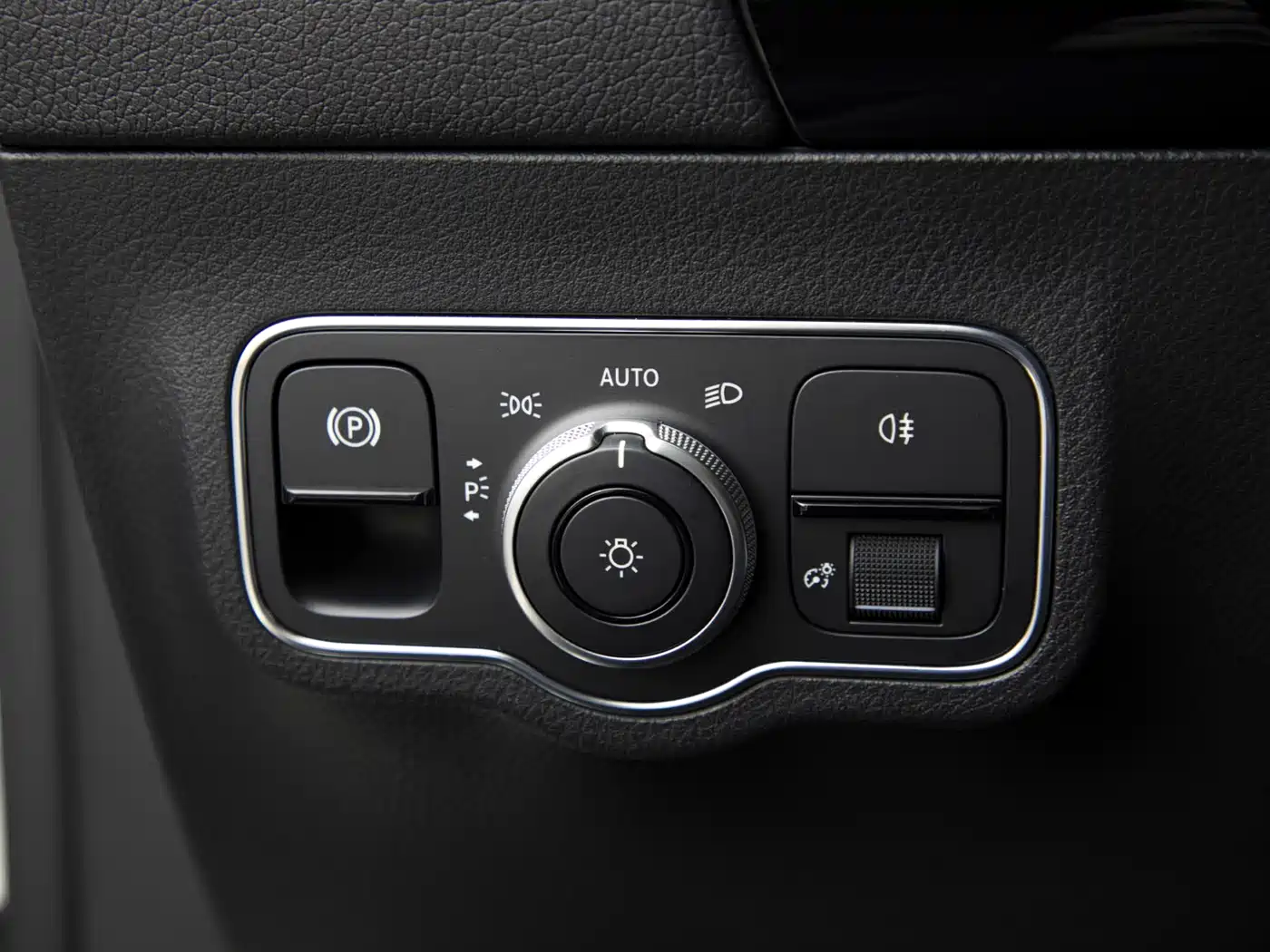 MERCEDES-BENZ B CLASS