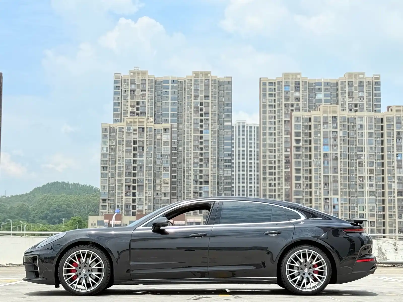 Photo 13 - Porsche Panamera