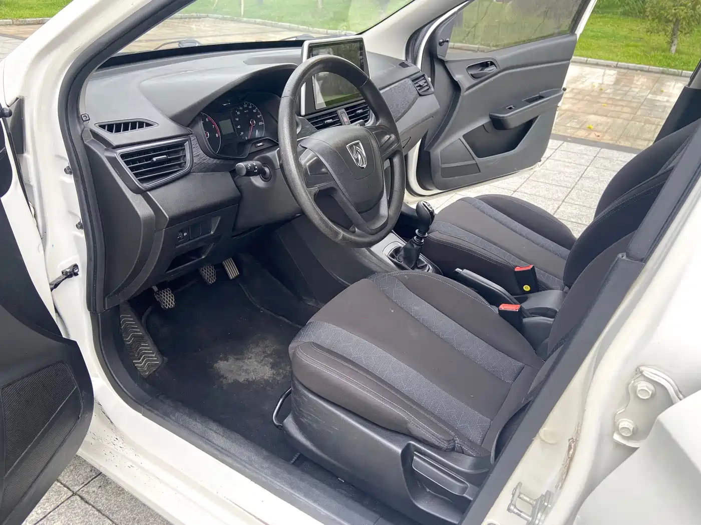 Фото 8 - Baojun 310W