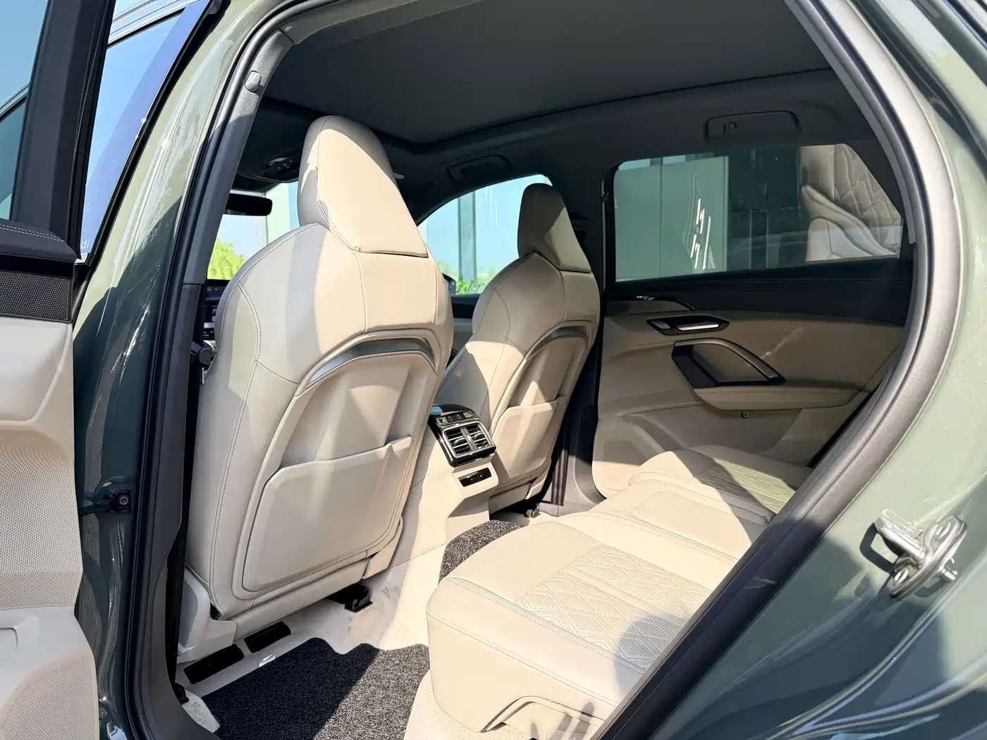 Audi Q5L 2026 Luxury Sport 150kW фото 10