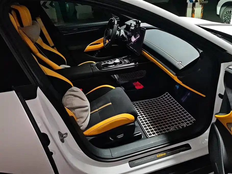 XIAOMI CAR XIAOMI SU7 ULTRA