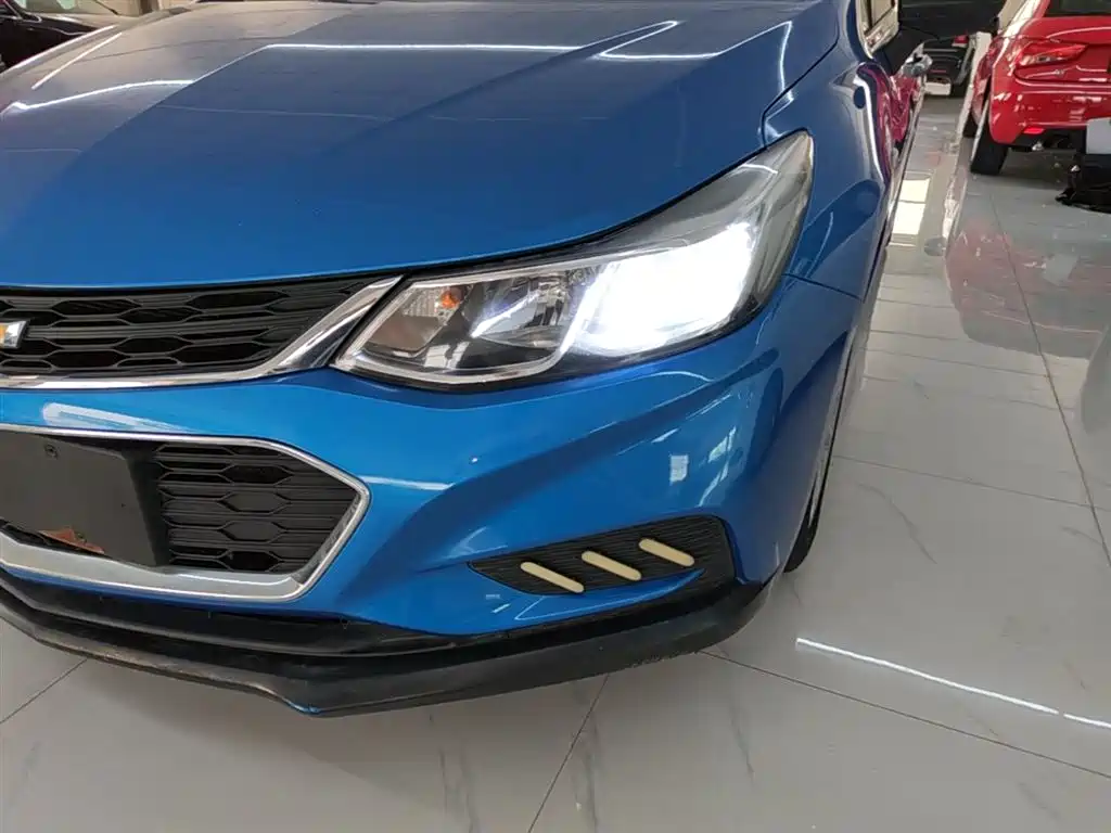 Chevrolet Cruze 2017 1.5L Automatic Pioneer Sunroof фото 24